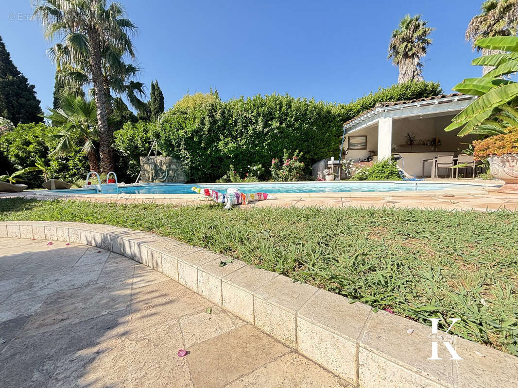 Maison 180 m² à Hyeres  - photo 5