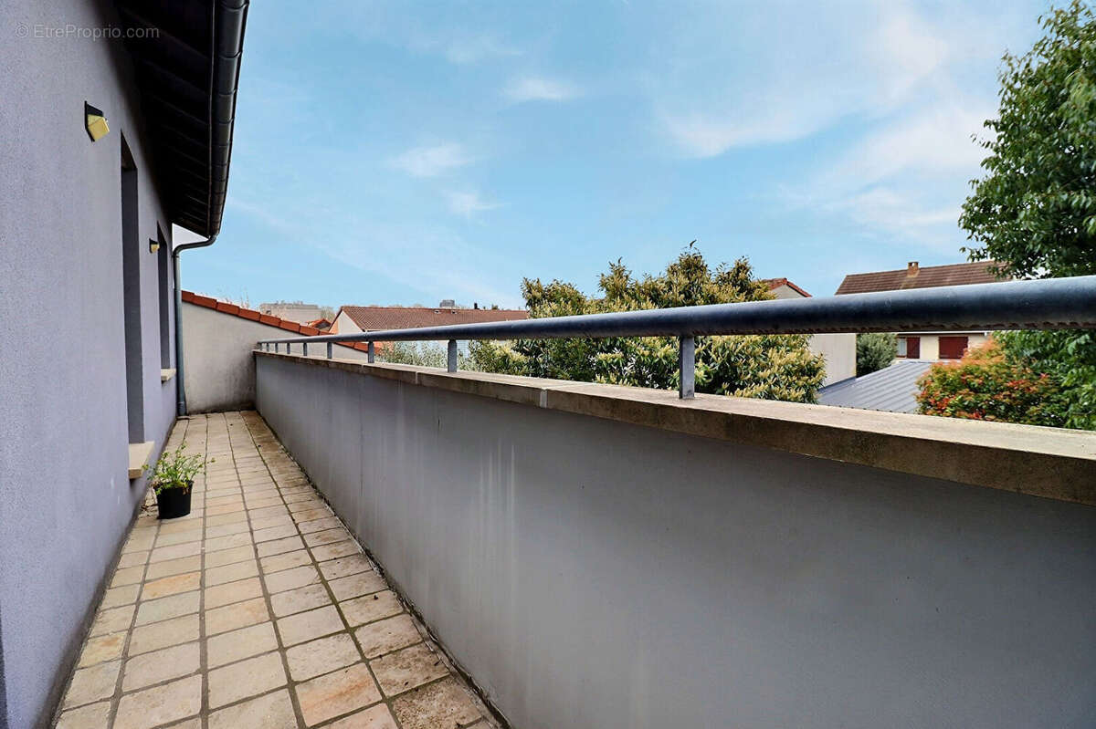 Maison à COLOMBES