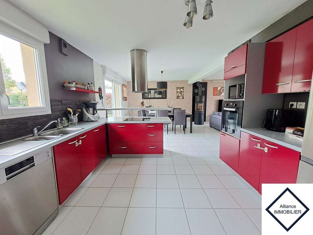 Maison à MONTAUBAN-DE-BRETAGNE