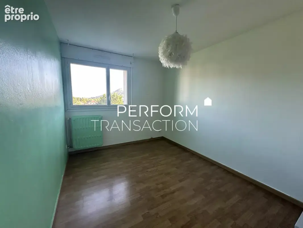 Appartement T4 lumineux dernier étage vue panoranique - photo 8