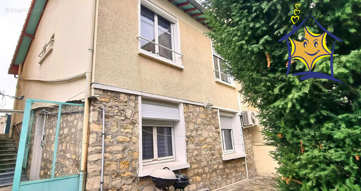 Maison à VIRY-CHATILLON