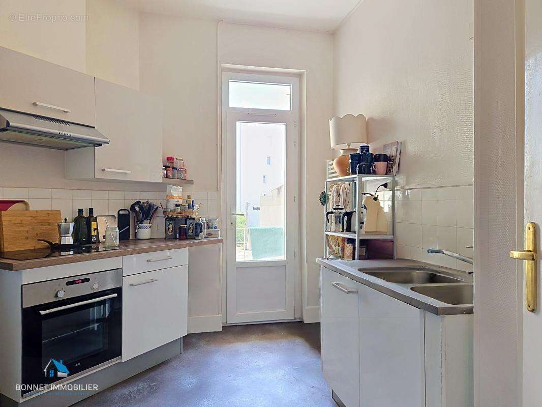 Appartement loué type T2 bis - 1 chambre - 72 m² - photo 7