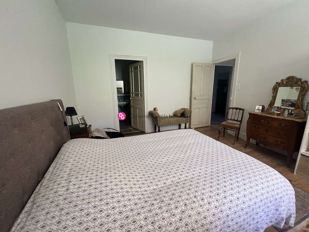 Maison 158 m² à Decazeville  - photo 6