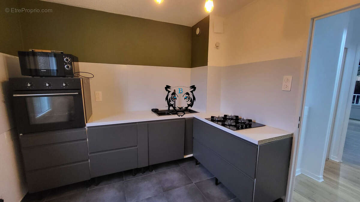 Appartement à LES ISSAMBRES