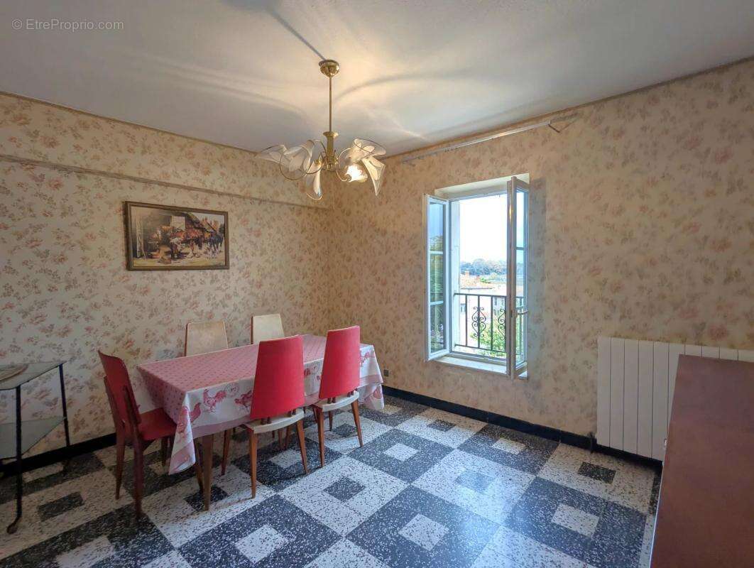 Appartement à MONTADY