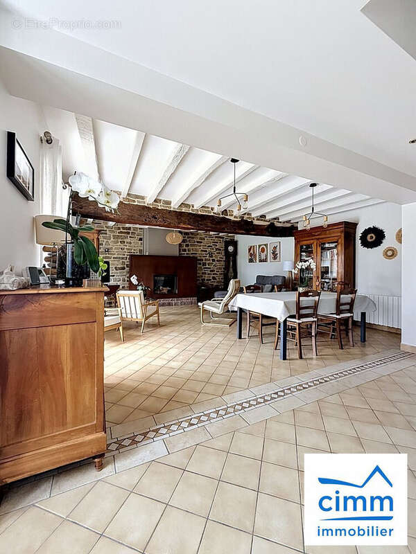 Maison à MARTIGNE-FERCHAUD