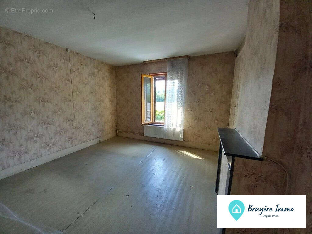 Maison à GLAGEON