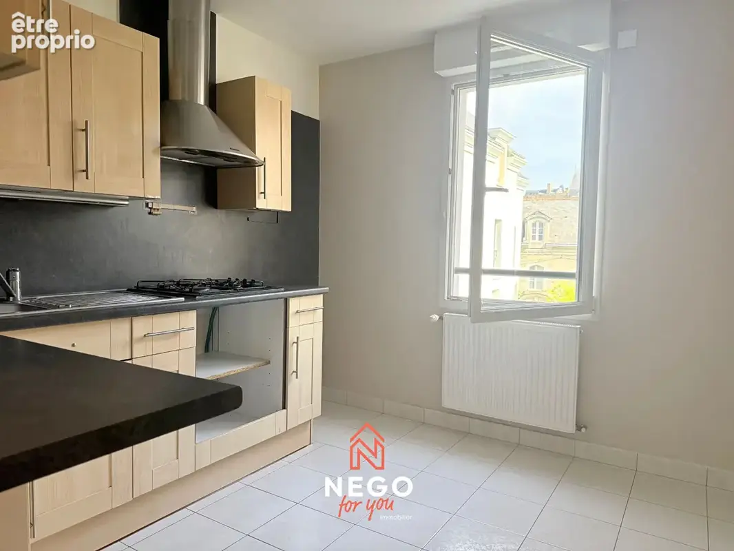 T3  de 67 m2 face au château - photo 3