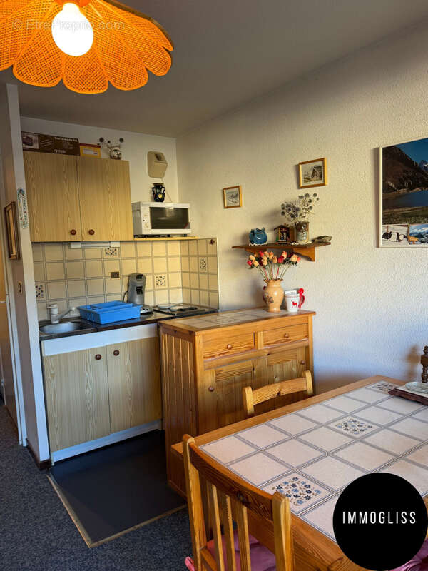 Appartement à ENCHASTRAYES