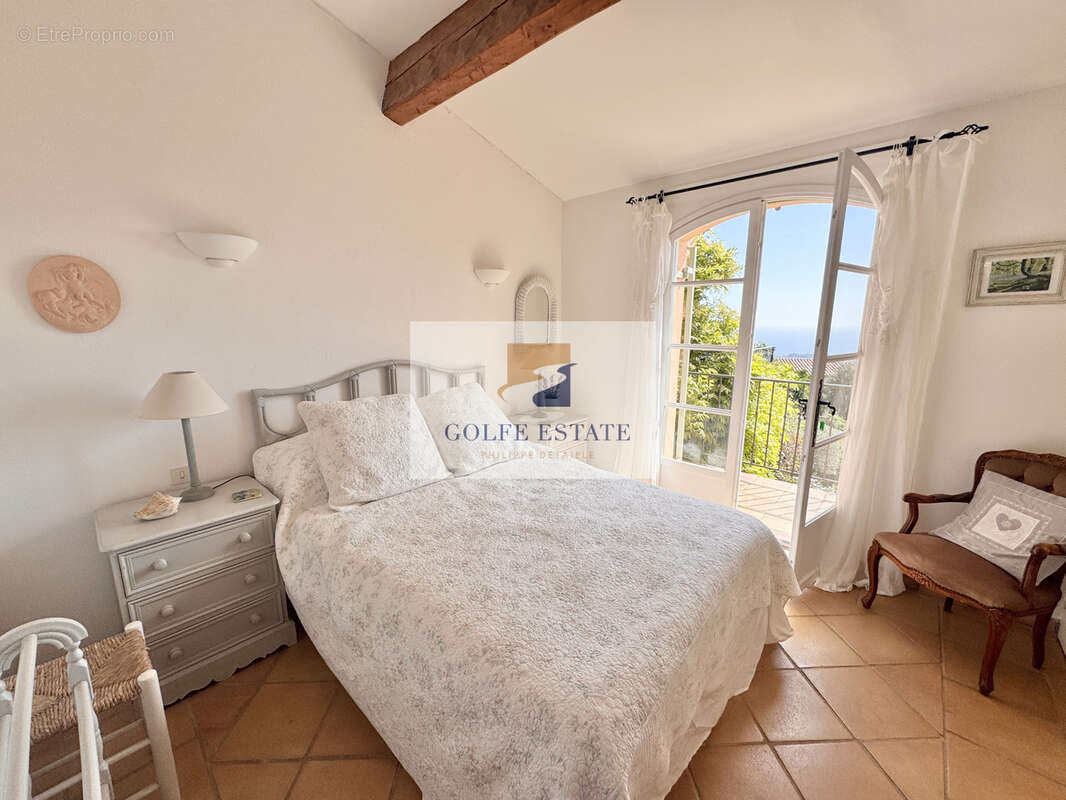 Maison à LA CROIX-VALMER