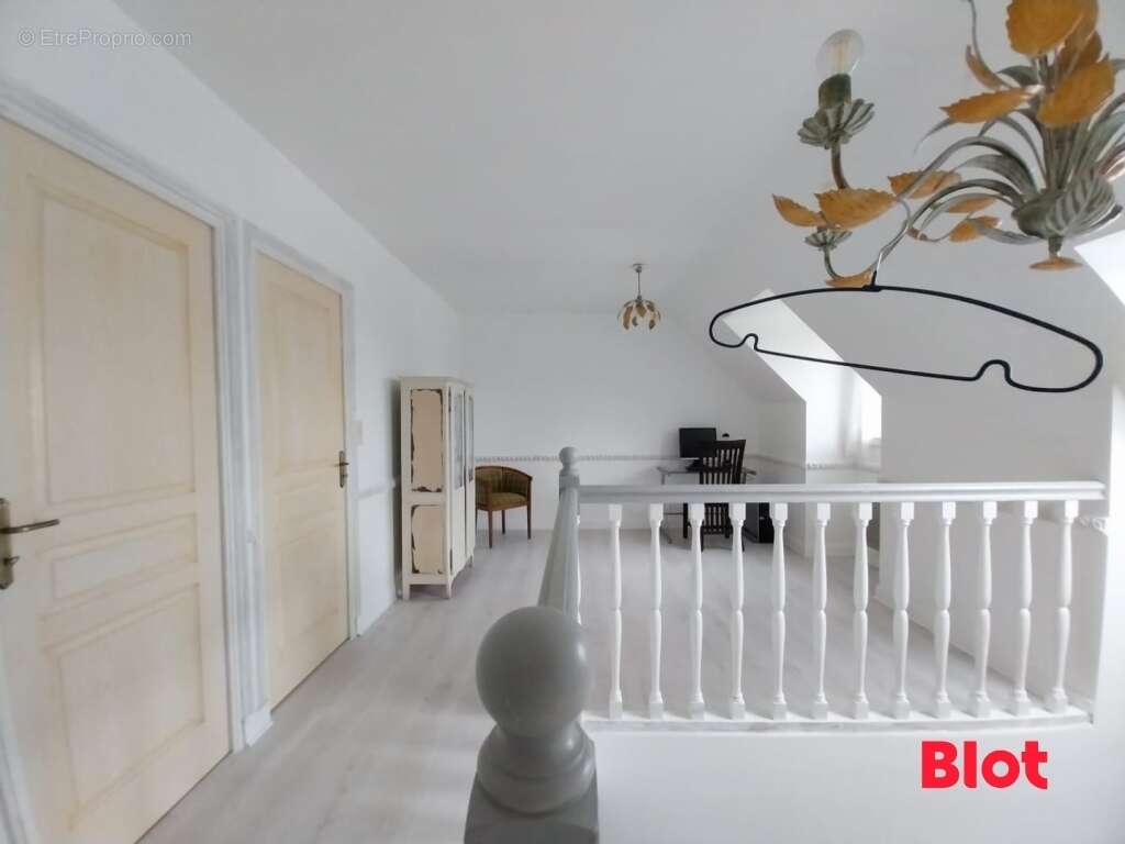 Maison à SION-LES-MINES