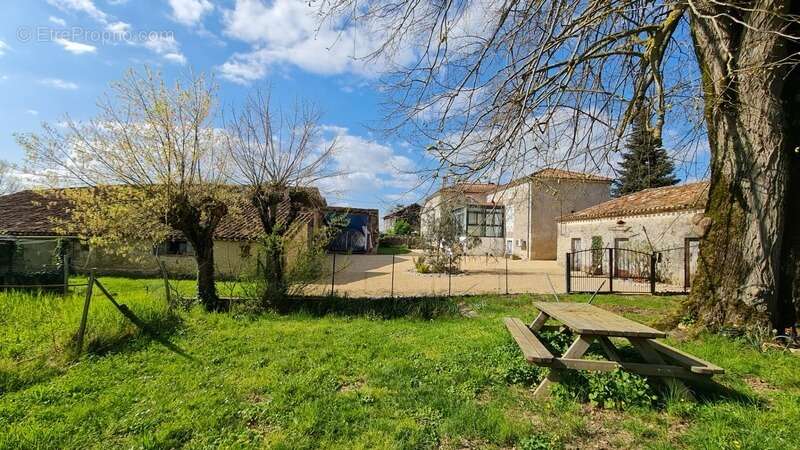 Maison à PENNE-D'AGENAIS