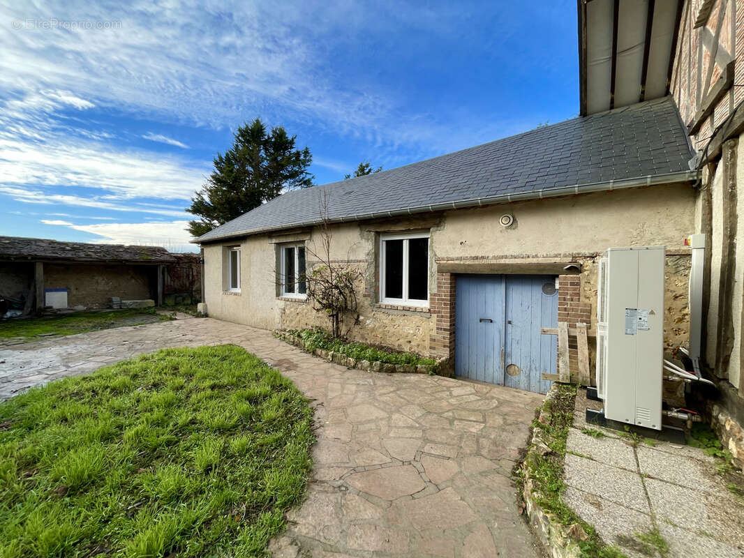 Maison à LES BAUX-SAINTE-CROIX