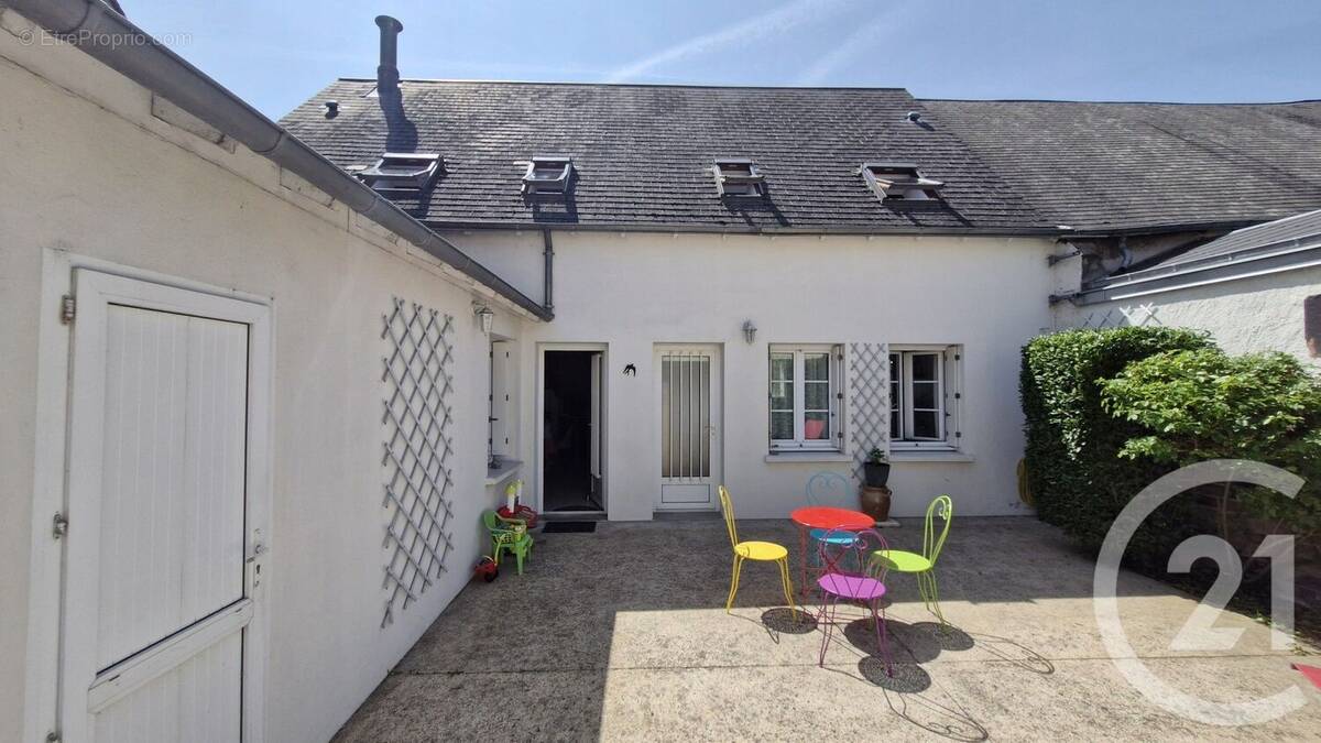 Maison à CLOYES-SUR-LE-LOIR