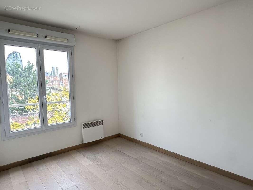 Appartement à SURESNES