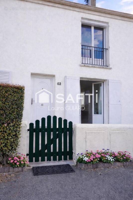 Photo 1 - Maison à ELANCOURT