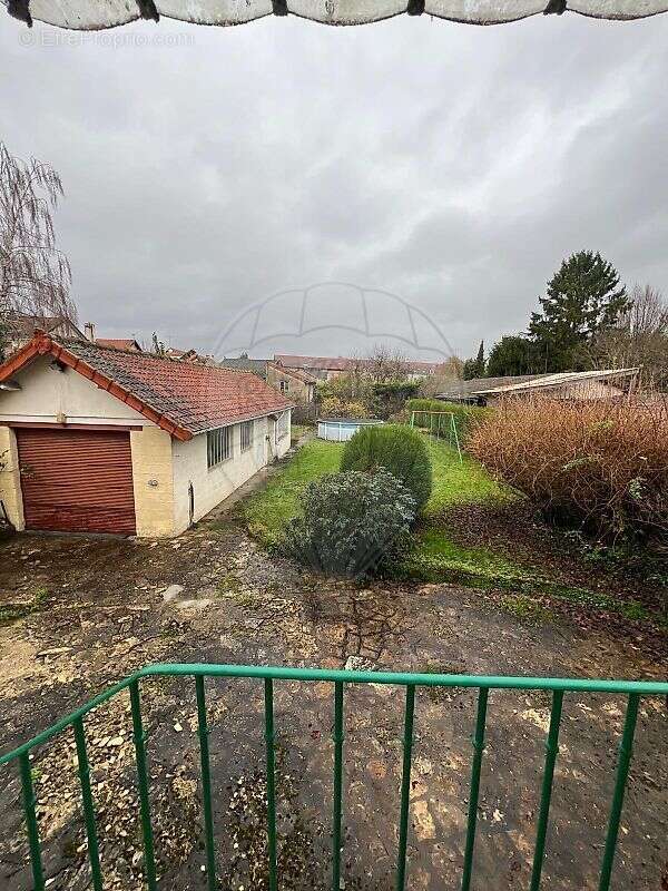 Maison à MONTEREAU-FAULT-YONNE