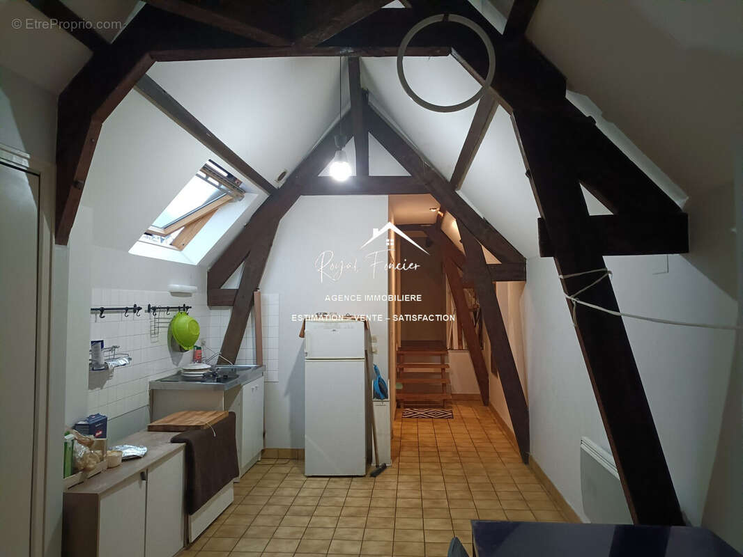 Espace cuisine  - Appartement à CHATELLERAULT