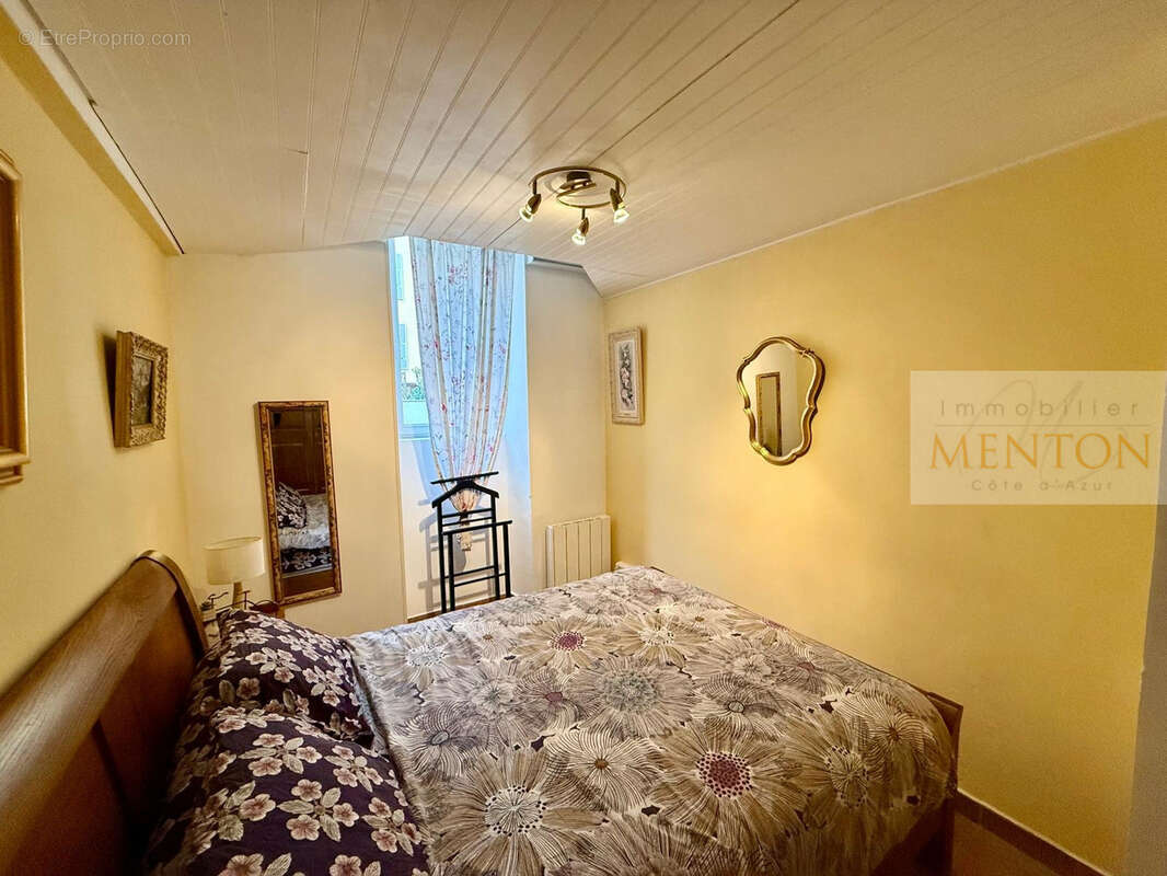Appartement à MENTON