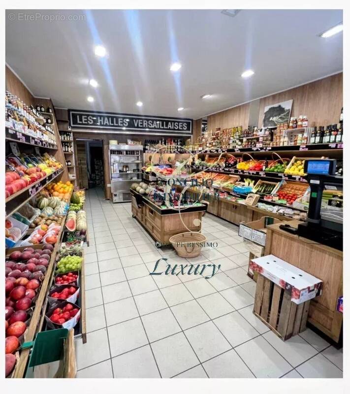 Commerce à VERSAILLES