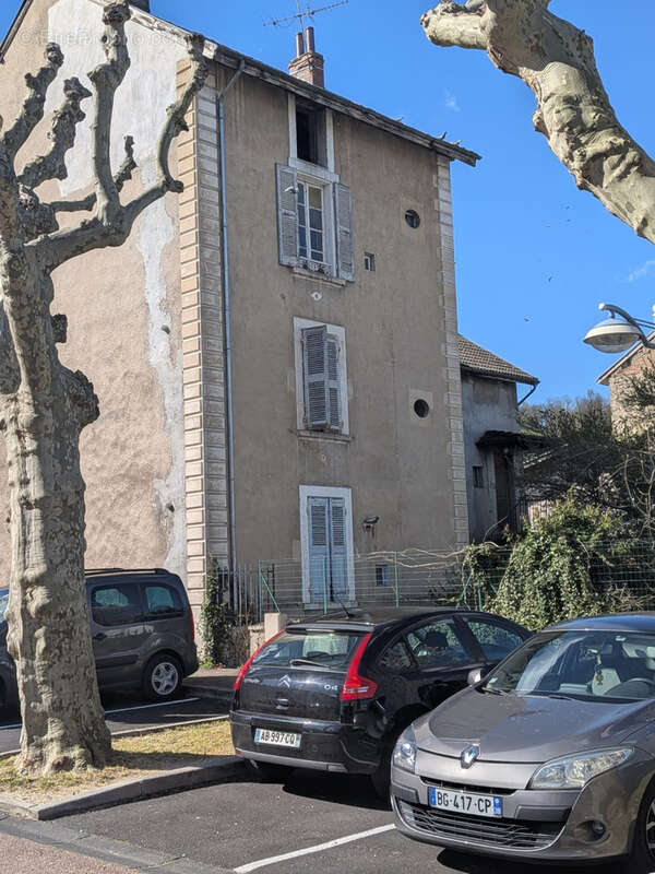 Appartement à RENAGE