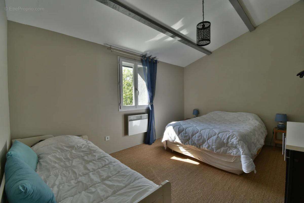 Maison à MAS-DE-LONDRES