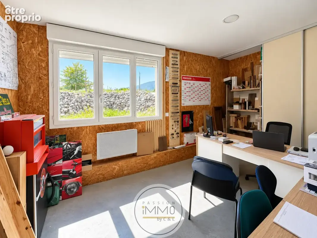 À VENDRE   Ancienne bergerie rénovée avec 3 logements, piscine et vaste atelier à Salignac - photo 11