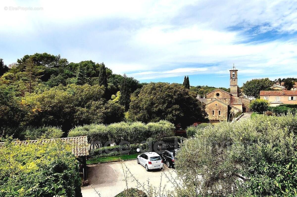 Appartement à VALBONNE