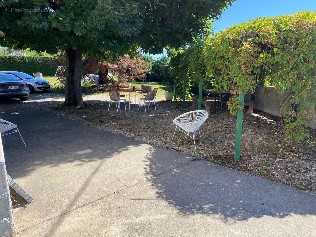 Photo 9 - Maison à VILLIEU-LOYES-MOLLON