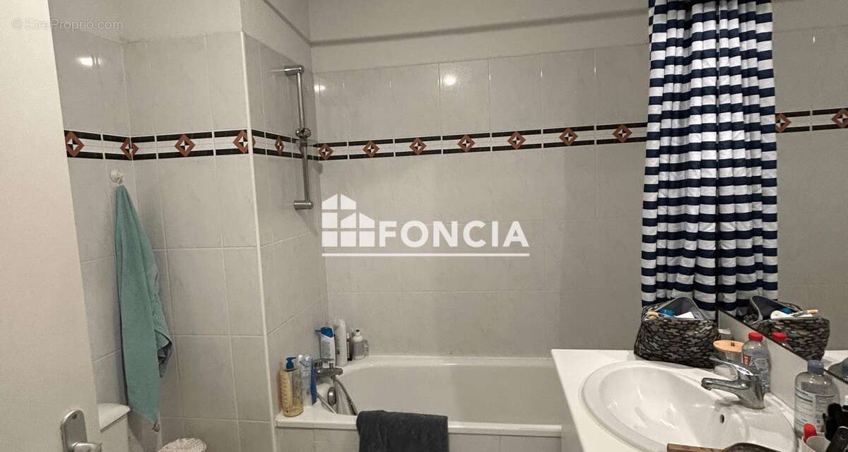 Appartement à SAINTES