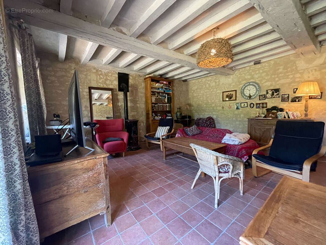 Maison à LES TROIS-MOUTIERS