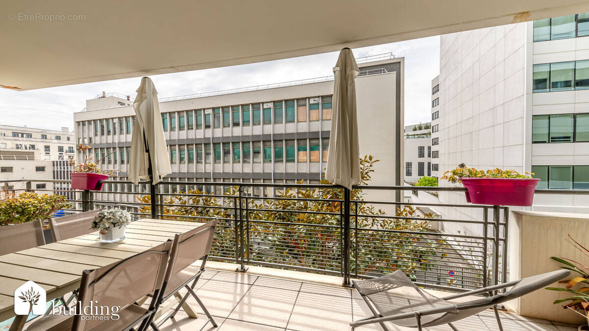 Appartement à LEVALLOIS-PERRET