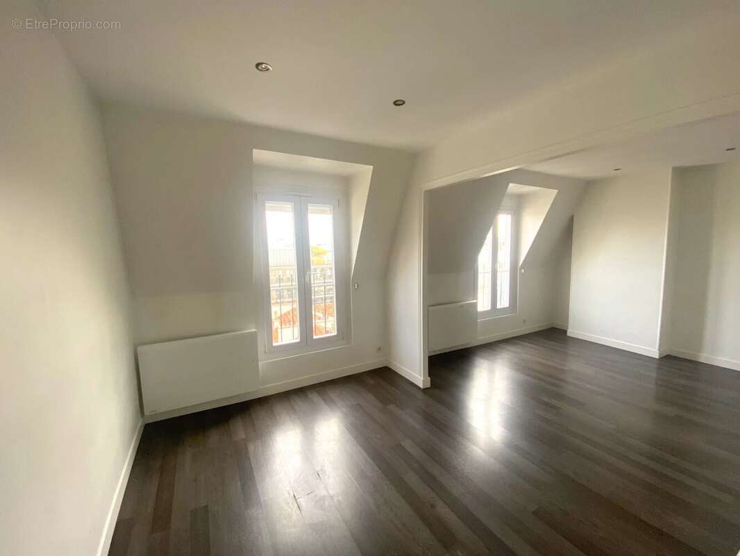 Appartement à NEUILLY-SUR-SEINE
