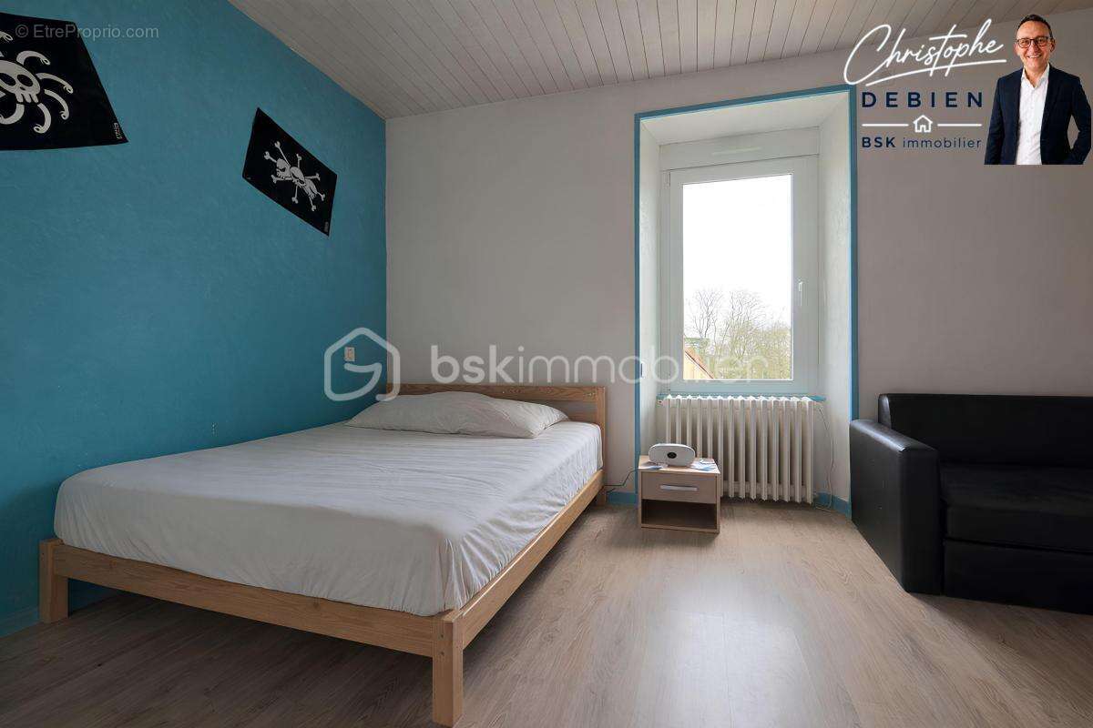 Pavillon familial 221 m² – 6 chambres – jardin clos & dépendances – centre de chavagnes-en-paillers - photo 12