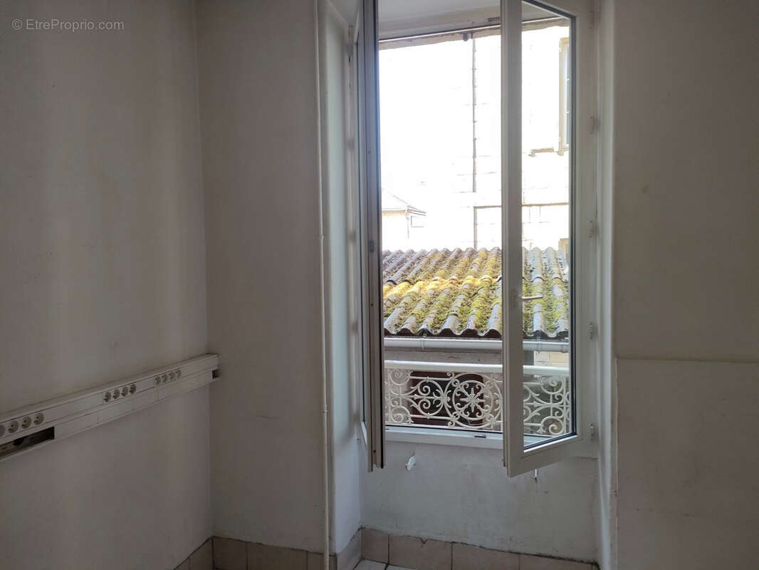 Commerce à BRIVE-LA-GAILLARDE