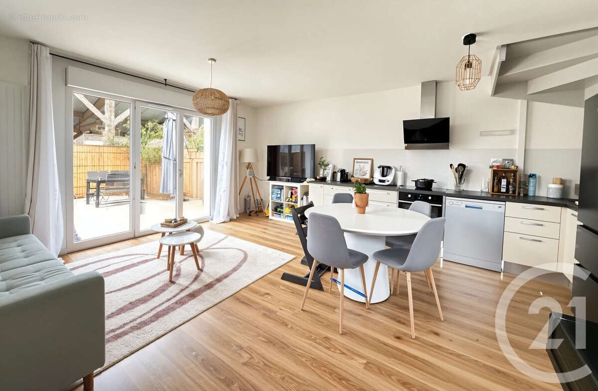 Appartement à BEGLES