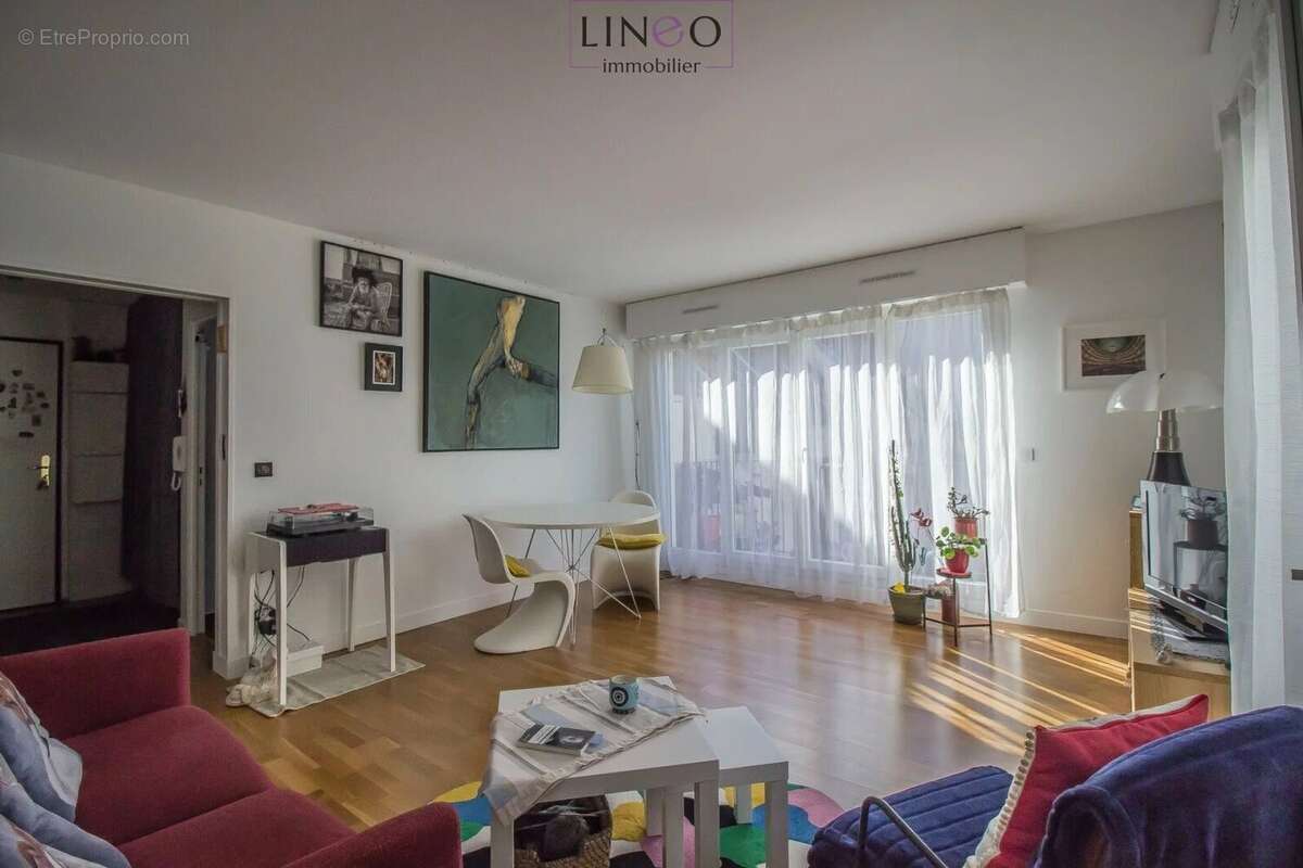 Appartement à THIAIS