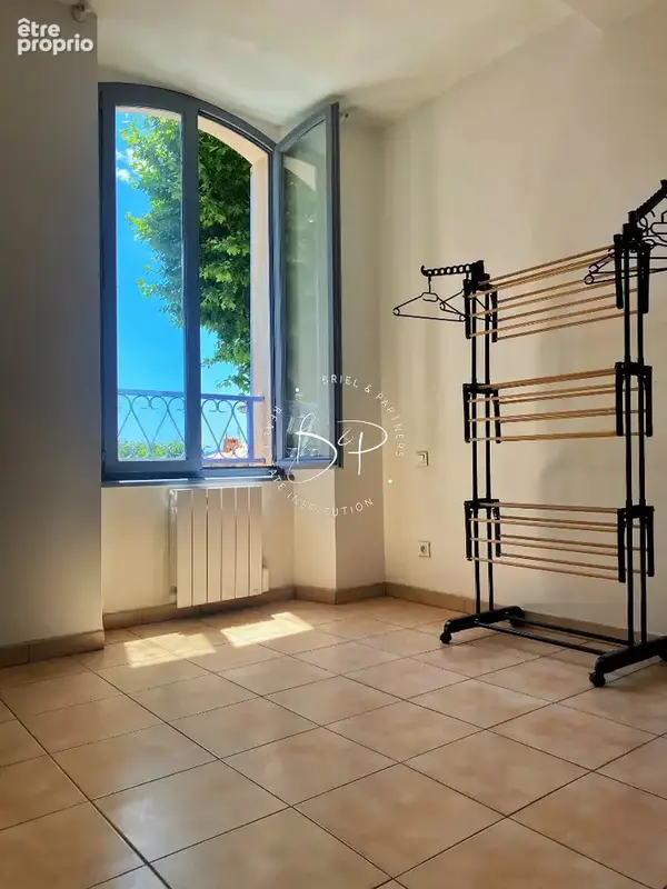 Bel appartement Type 2 Centre ville LORGUES - Vendu loué - photo 5