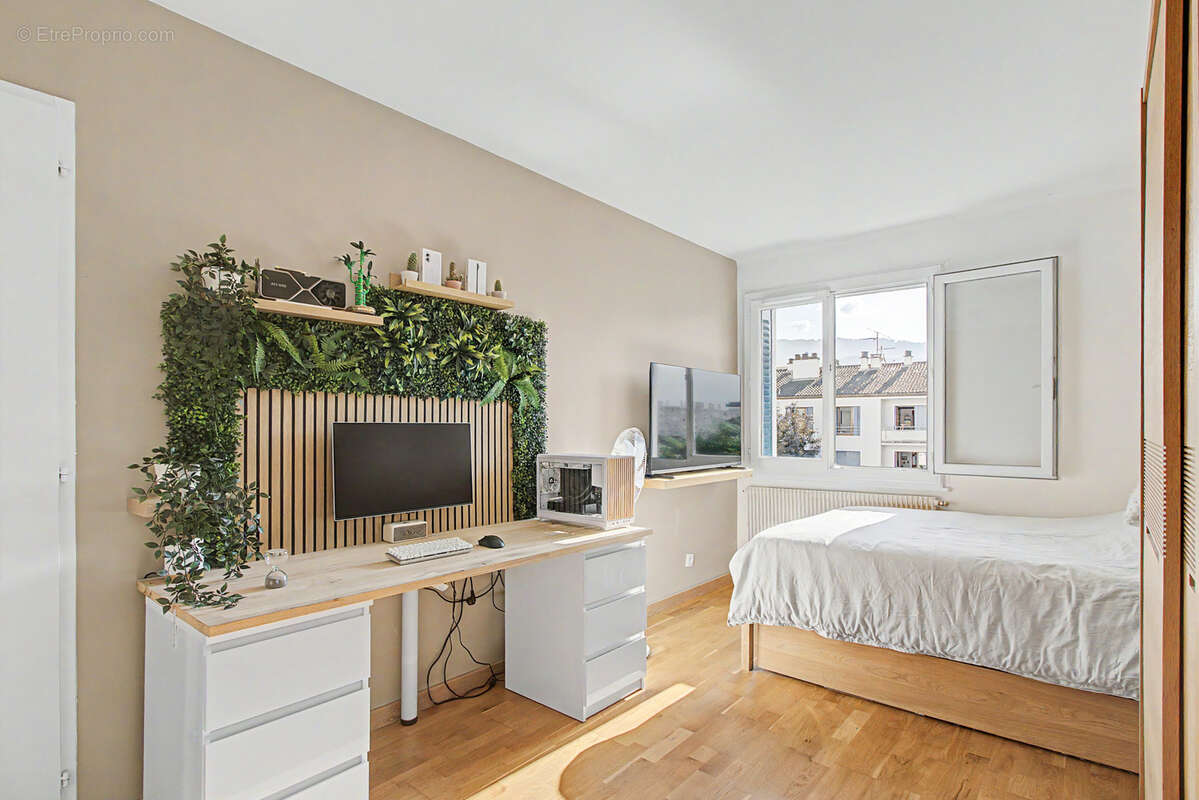 ANNECY CENTRE   T3 de 64 m2 avec balcon - photo 7
