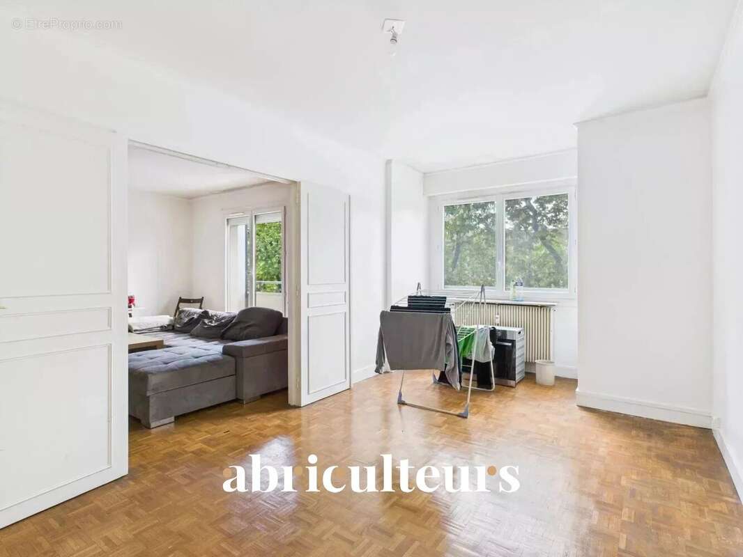 Appartement à PARIS-12E