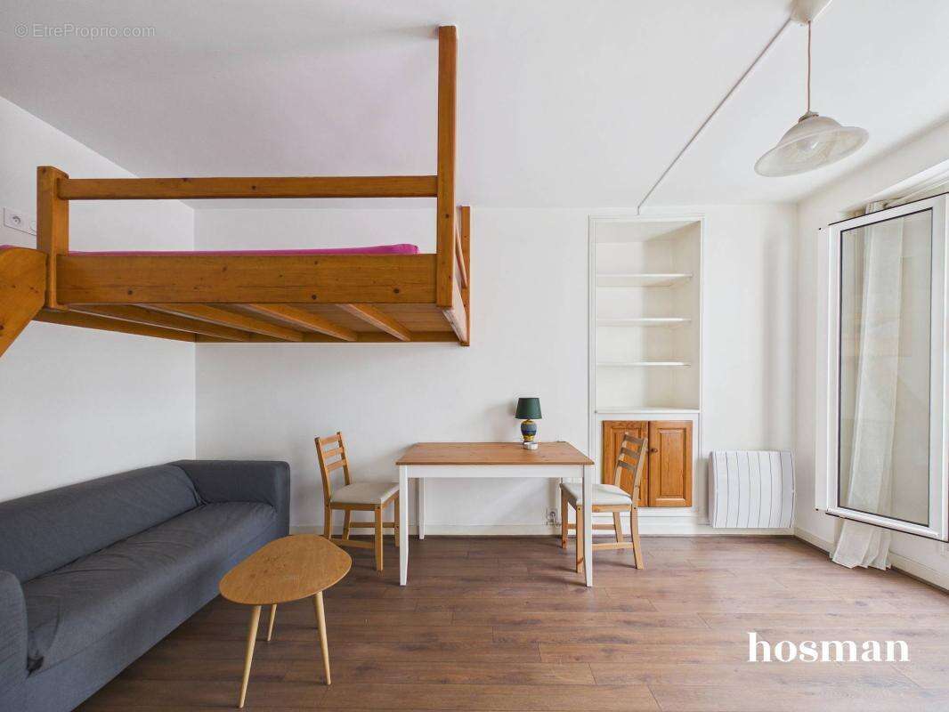 Appartement à PARIS-18E