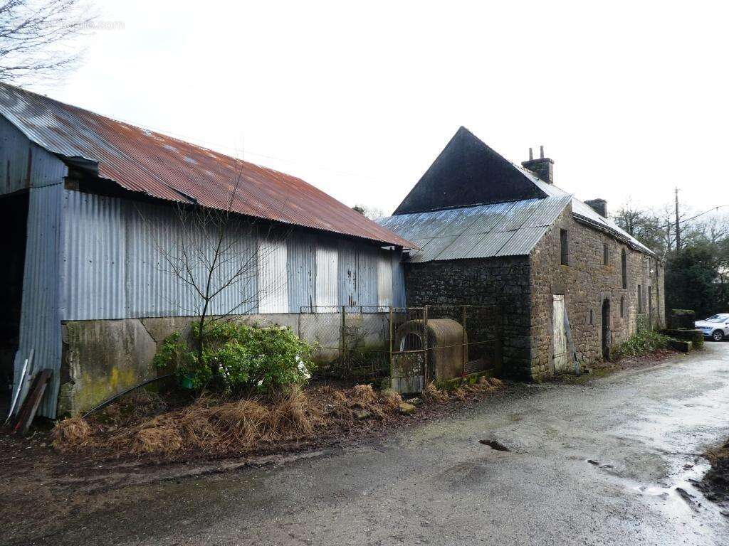 Maison à LOCMALO