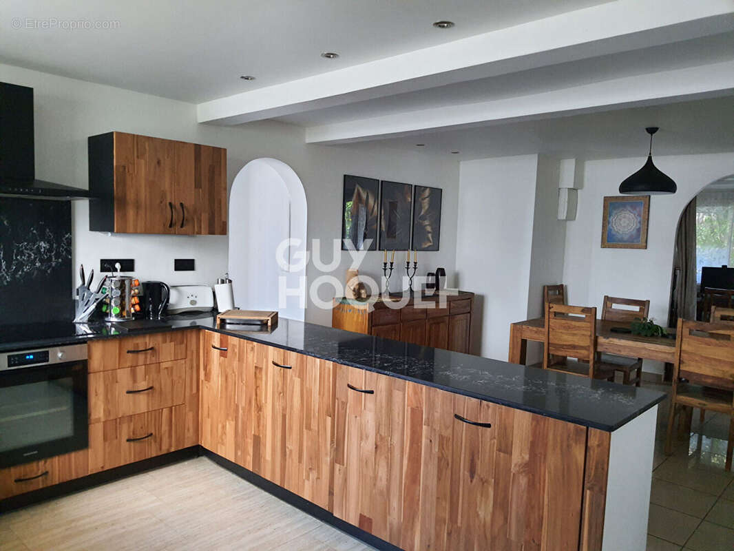 Maison à SAINT-PIERRE