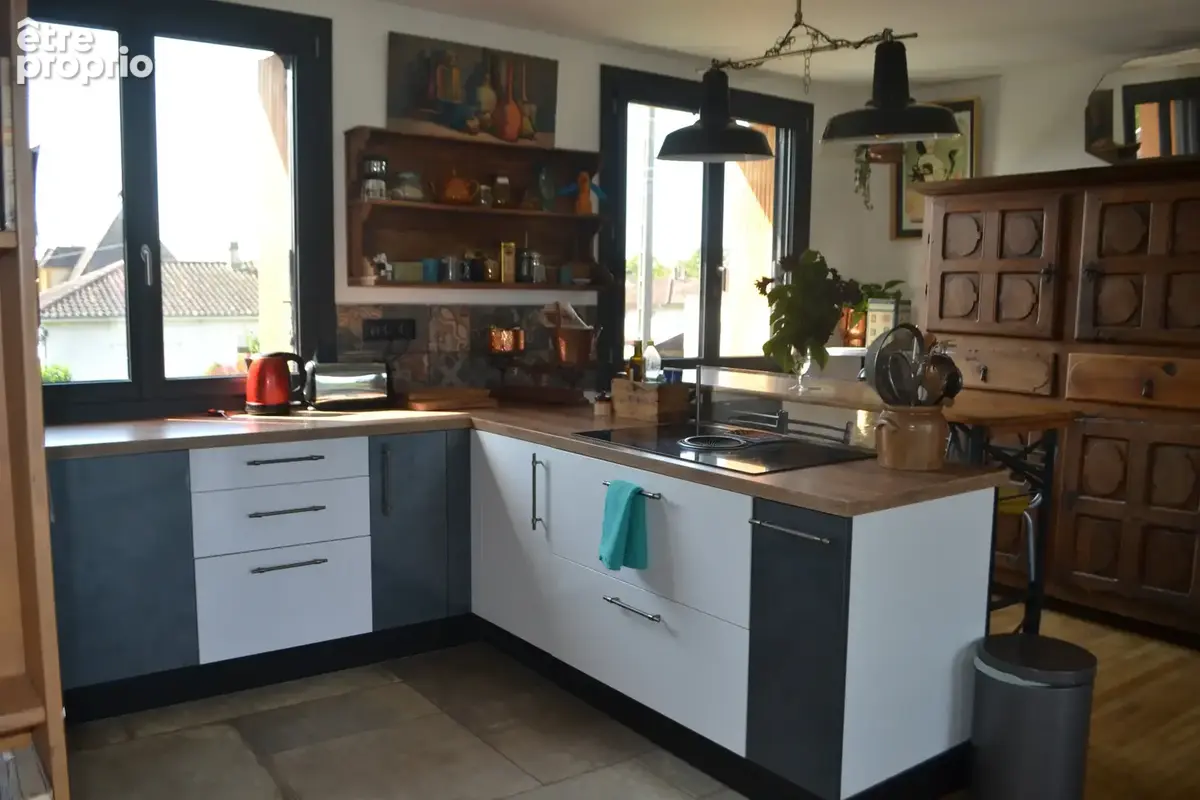 Maison de village à proximité immédiate des commerces - photo 10
