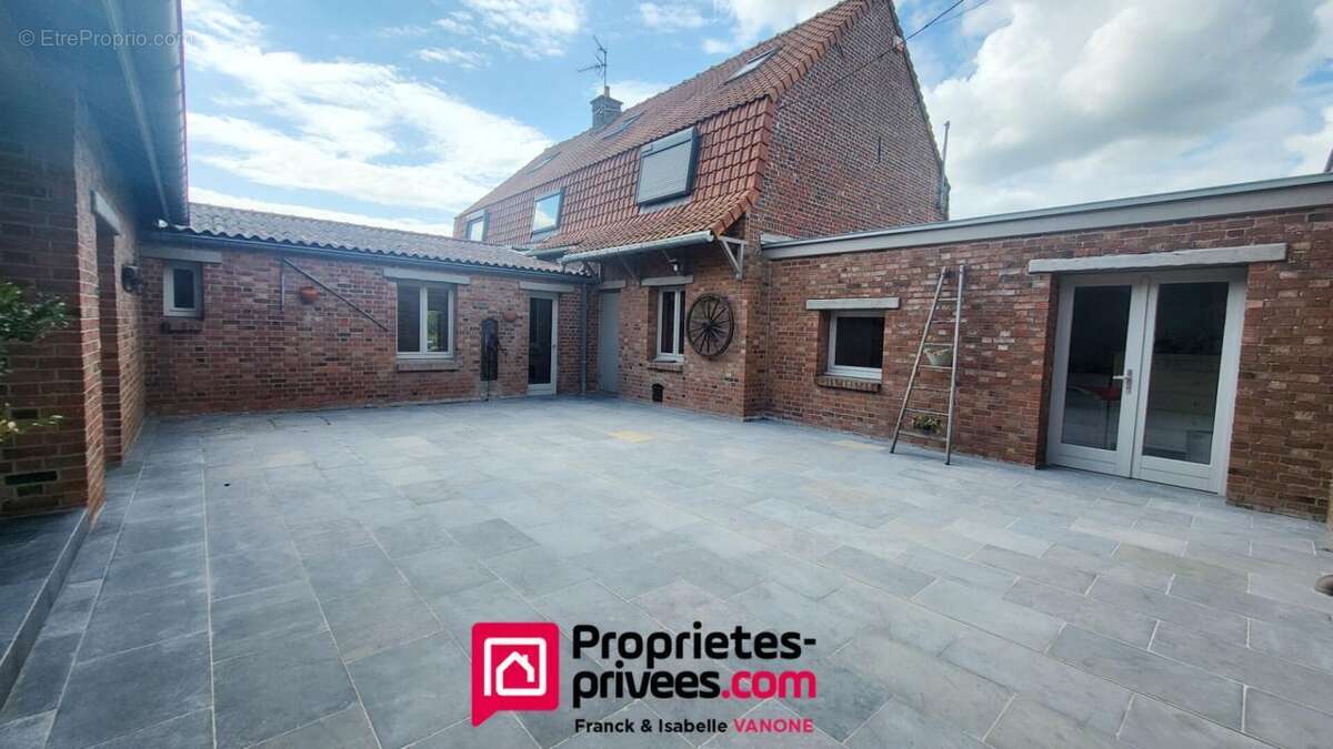 Maison à VERLINGHEM