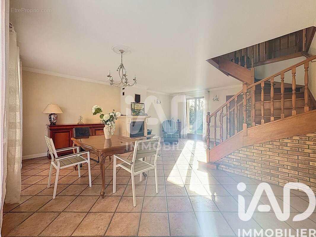 Photo 5 - Maison à YEBLES