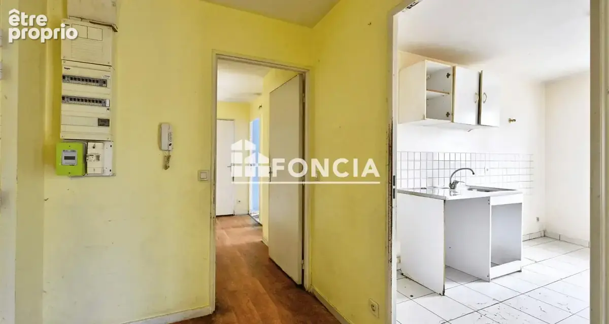 Pontoise appartement dans residence securisee a 3 minutes du rer c avec balcon et parking - photo 6