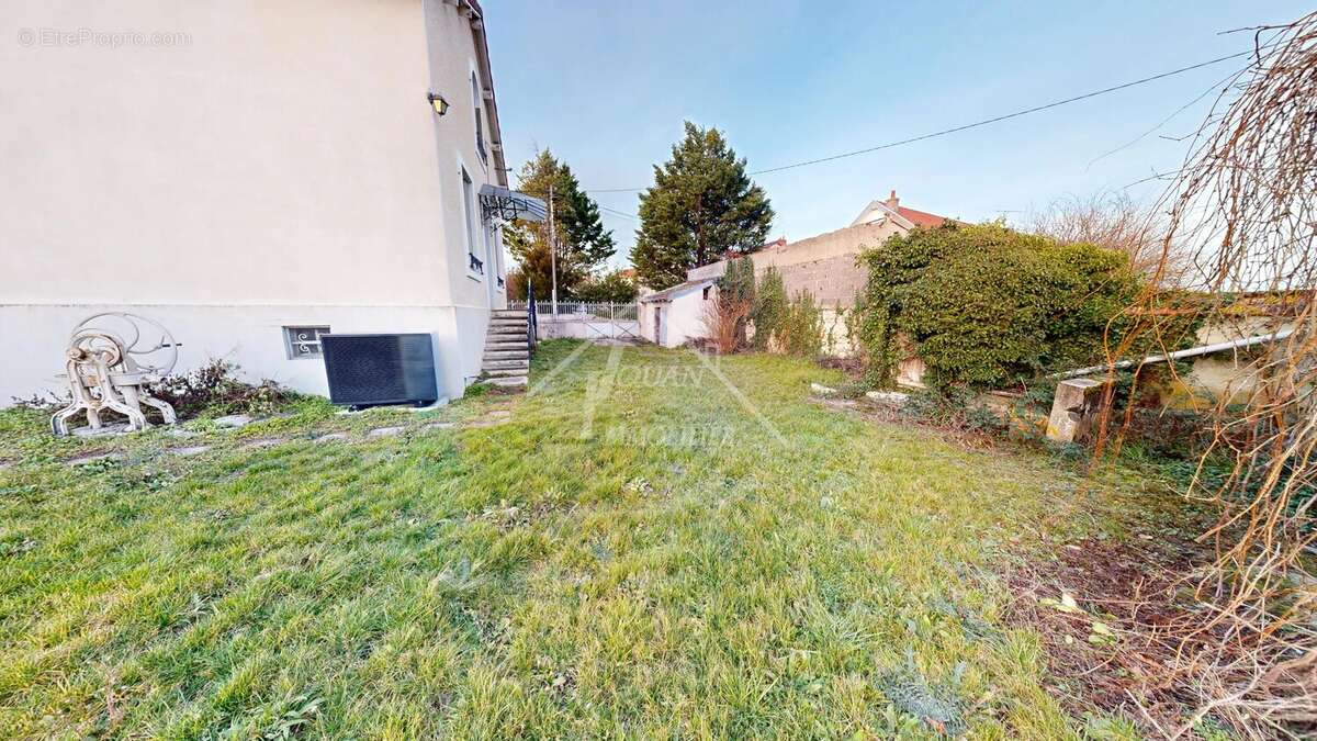 Maison à GANNAT