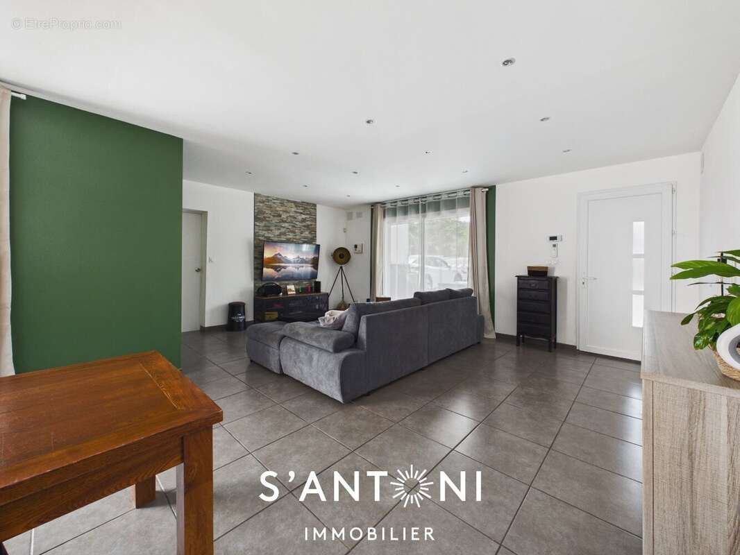Vente Maison Contemporaine d'Exception 112 m²  Agde Capiscole  Prestations de Standing, Piscine & Cascade - photo 5