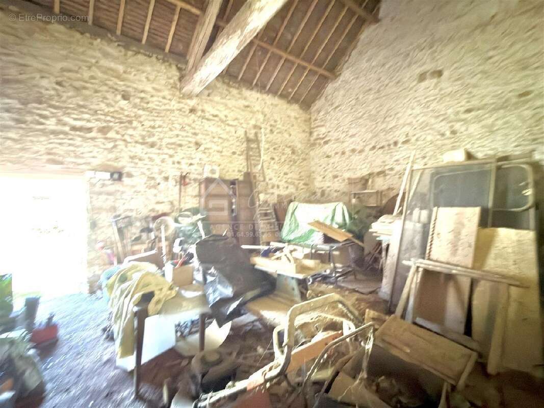 Maison à VAYRES-SUR-ESSONNE